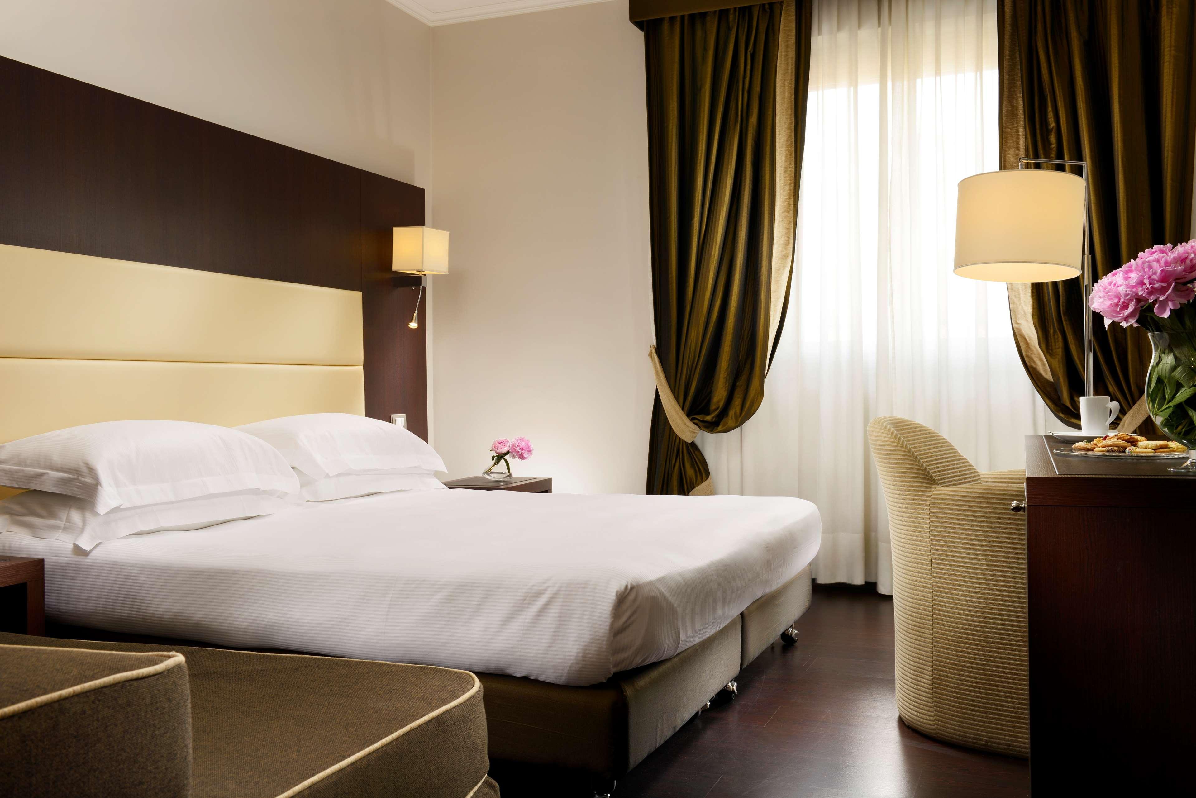 Fh55 Grand Hotel Palatino Rome Exterior photo