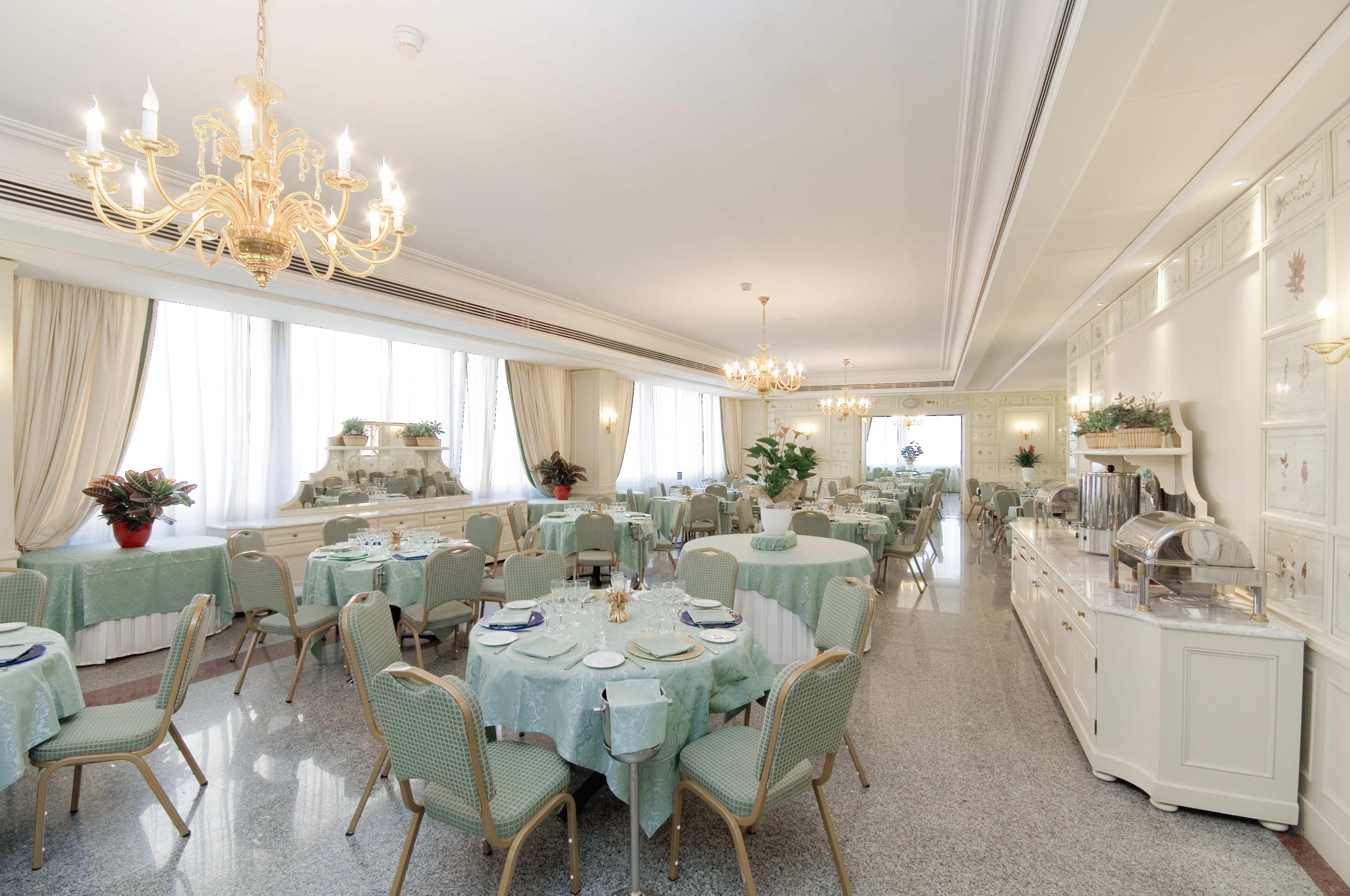 Fh55 Grand Hotel Palatino Rome Exterior photo