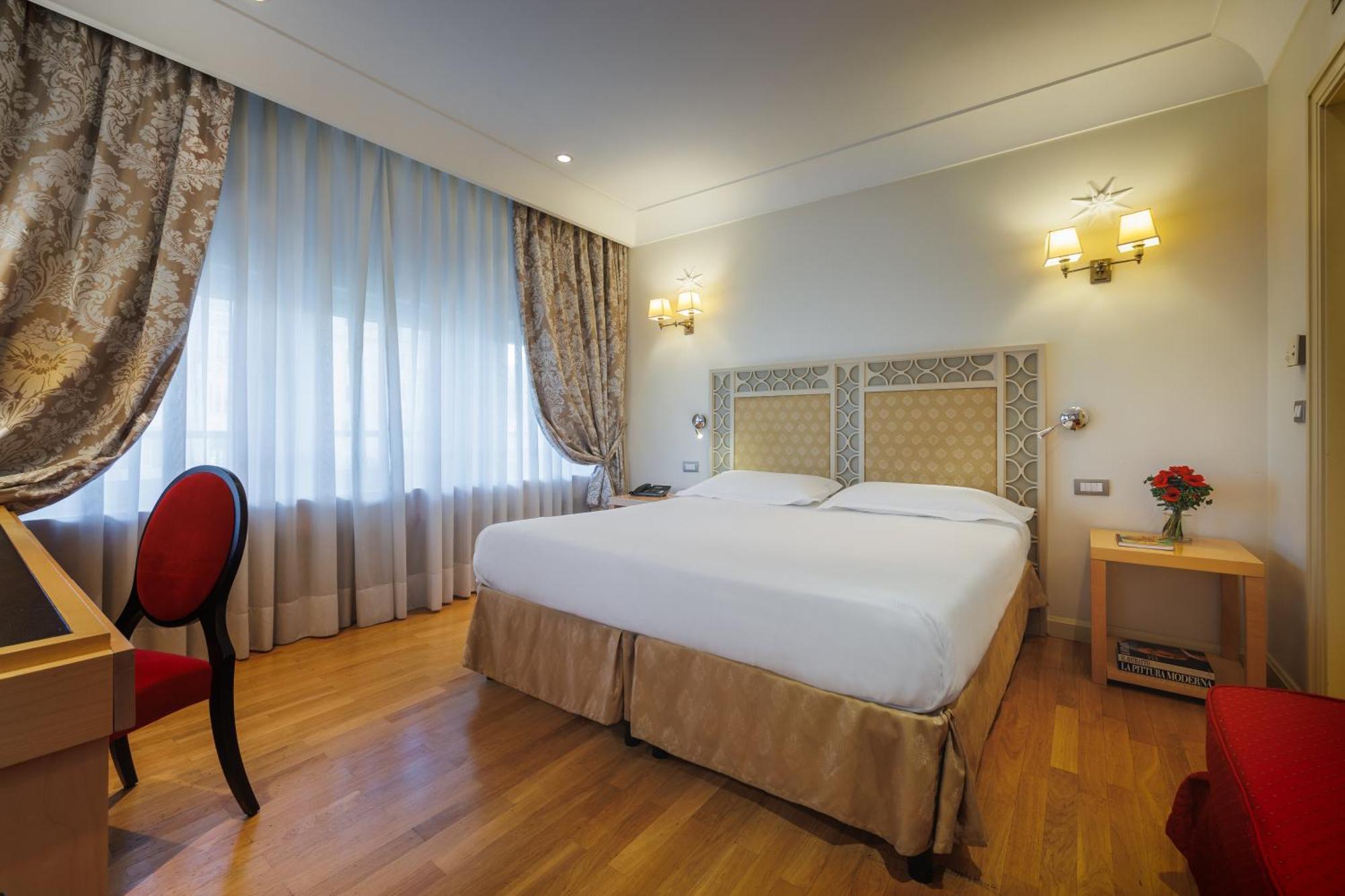 Fh55 Grand Hotel Palatino Rome Exterior photo