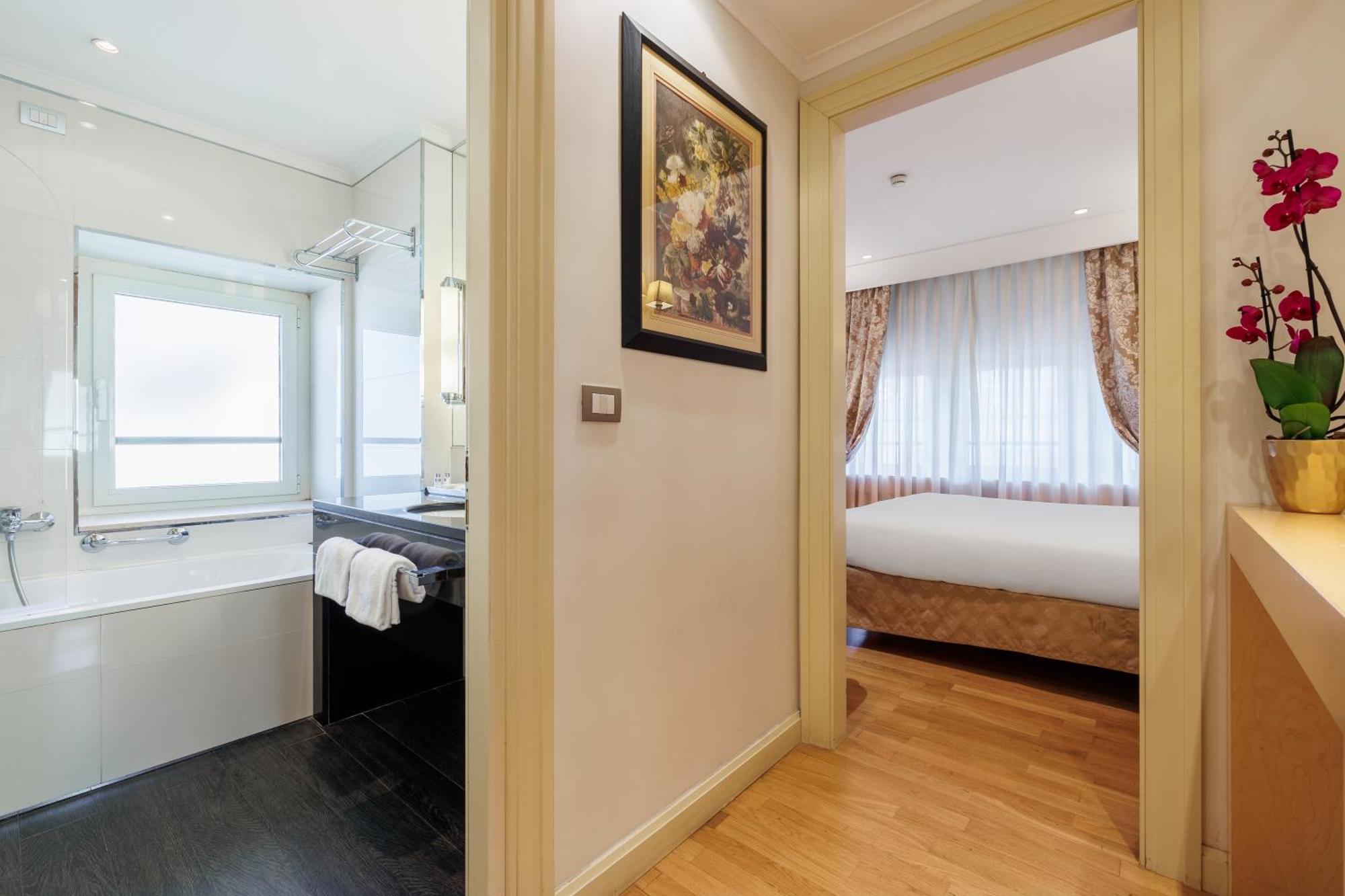 Fh55 Grand Hotel Palatino Rome Exterior photo